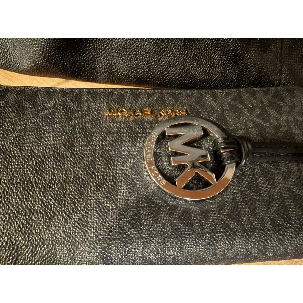 Michael Kors Black Signature Jet Set Top-Zip Tote & Wallet Bundle EUC